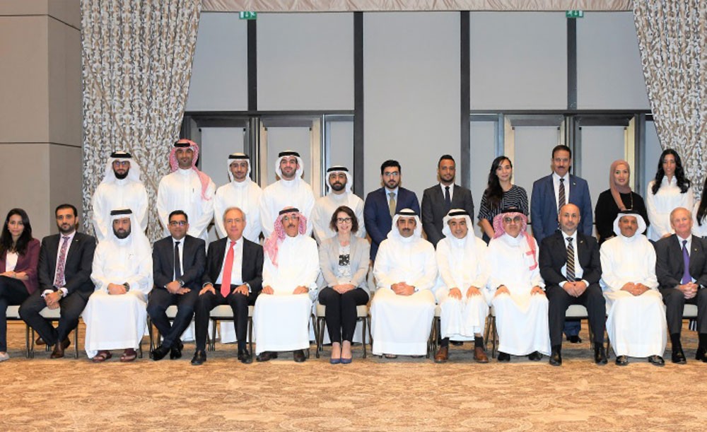وزير النفط يشيد بجهود جمعية مهندسي البترول لاستقطاب الفعاليات الدولية