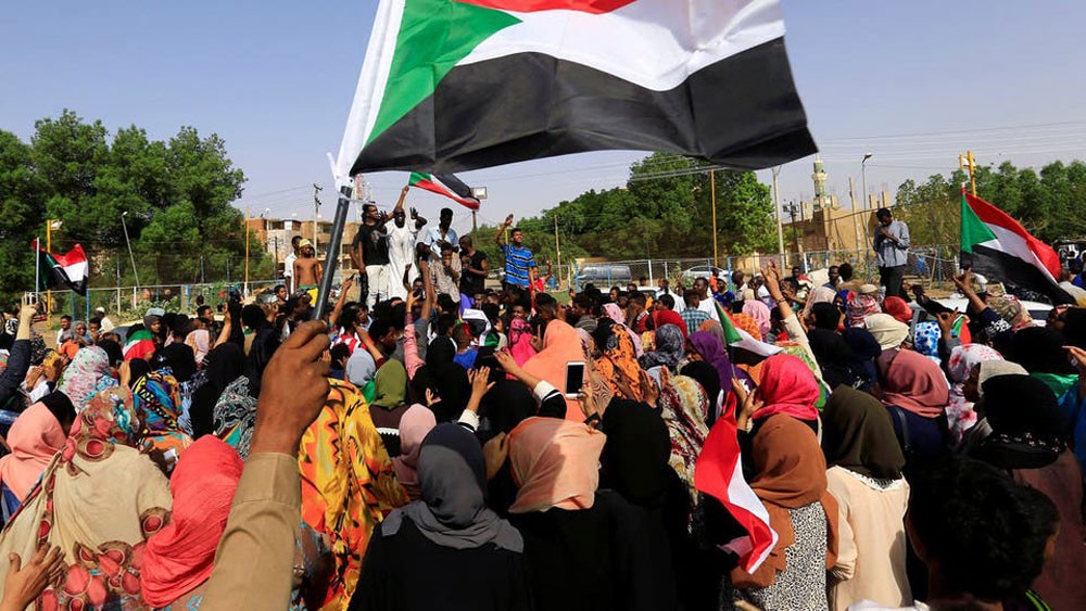 السودان ... قتيلان في مواجهات مع متظاهرين في ولاية سنار