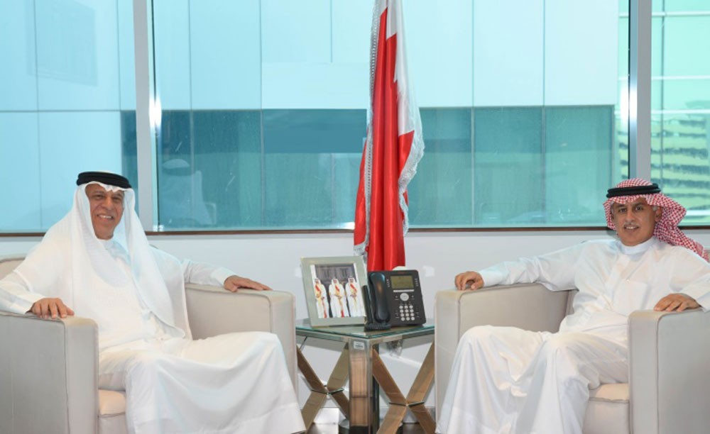 وزير الصناعة يستقبل النائب الثاني لرئيس مجلس إدارة غرفة التجارة