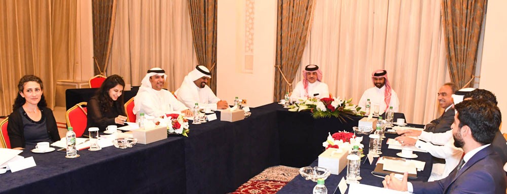 عبد الله بن حمد يطلع على سير الاستراتيجية الوطنية المتكاملة لإدارة المخلفات