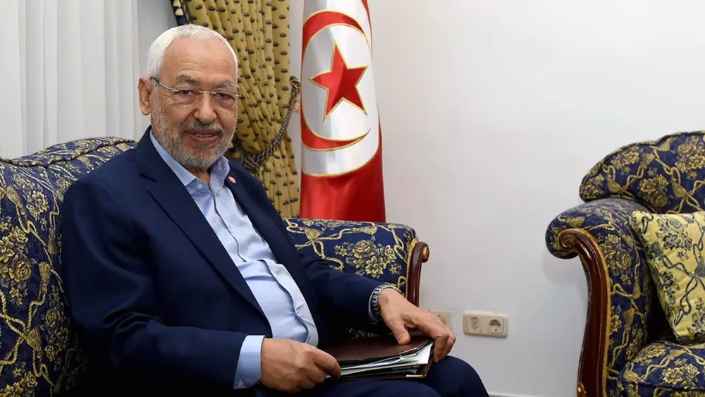 الغنوشي يترشح للانتخابات.. وعينه على رئاسة البرلمان