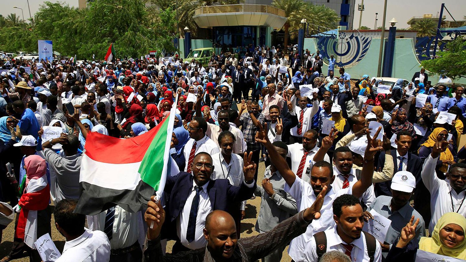 السودان.. مفاوضات "صعبة" بين قوى الحرية والجبهة الثورية