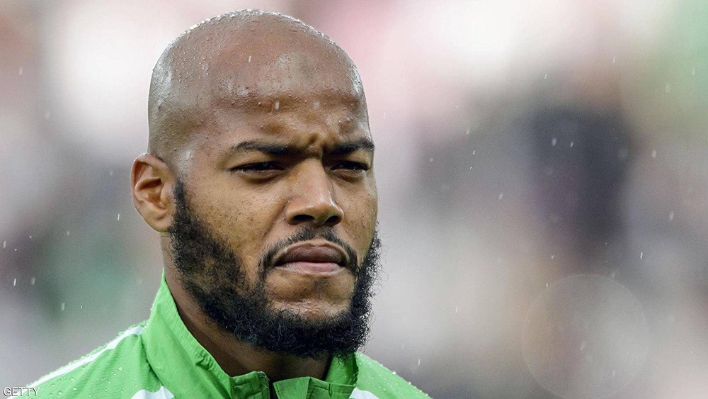  حارس محاربي الصحراء "مبولحي" على رادار الأندية الأوروبية