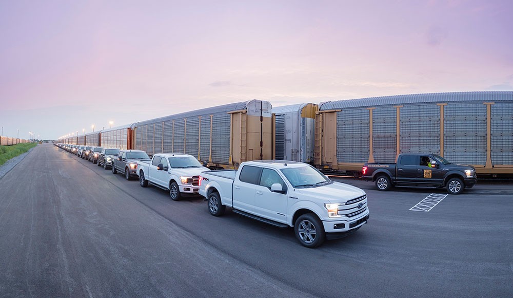 فورد F-150 الكهربائية بالكامل وبتصميم فورد المتين تشهد تطوراً متواصلاً