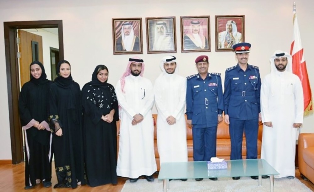 "شرطة الجنوبية": برنامج تدريبي للفريق الطلابي الخاص بالعيادة القانونية بجامعة البحرين‎