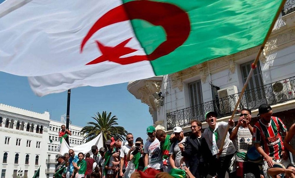 رئيس الأركان الجزائري يؤكد ضرورة إجراء انتخابات رئاسية