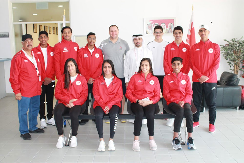 منتخب السباحة يغادر للمشاركة بالبطولة العربية للناشئين