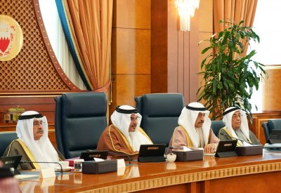 سمو رئيس الوزراء يوجه إلى دراسة تخصيص مشروع إسكاني جديد للدير وسماهيج يقع في حدود القريتين