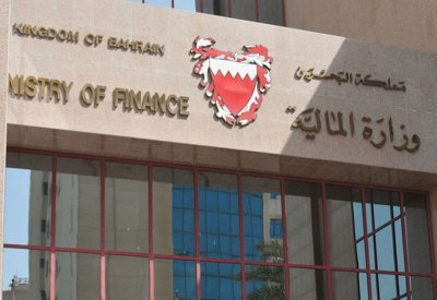 الانتهاء من إجراءات تطبيق إلغاء رسوم 200 خدمة حكومية في قطاعات حيوية