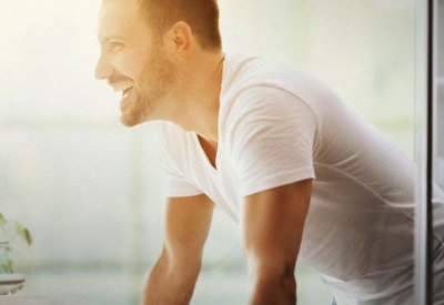 5 خطوات أساسية للعناية ببشرة الرجل
