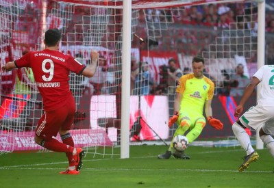 ليفاندوفسكي يطالب بايرن بالتعاقد مع 3 لاعبين