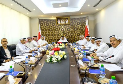الأوقاف الجعفرية يبحث استعدادات الإدارة لموسم عاشوراء ويناقش تقارير اللجان