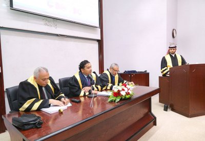 أطروحة تدعو لإبراز العوامل المساعدة على الاتحاد الخليجي إعلامياً