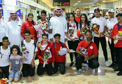 عودة أبطال البحرين للسباحة