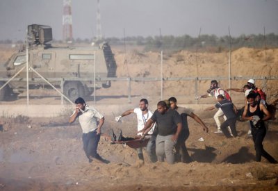 دبابة إسرائيلية تقتل فلسطينياً على حدود غزة