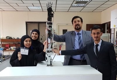 جامعيون يطورون روبوت ذكي.. يسمع ويُعدّل الصور