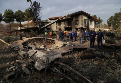 مقتل شخصين بتحطم طائرة تدريب إيرانية