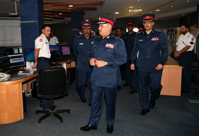 رئيس الأمن العام يؤكد على أهمية سرعة الاستجابة والفاعلية في التعامل مع البلاغات