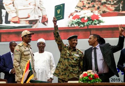 بطلب قوى التغيير.. إرجاء تشكيل المجلس السيادي السوداني