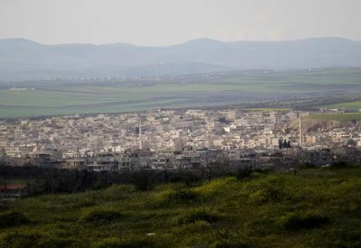 النظام السوري يحاصر مدناً وقرى "معارضة" في حماة