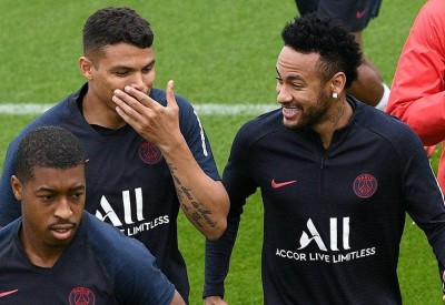 رجل مدريد القوي يطير إلى باريس.. وتقديم نيمار "خلال أيام"