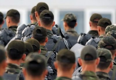 بعد عزل رؤساء بلديات أكراد.. استقالة 5 جنرالات من الجيش التركي