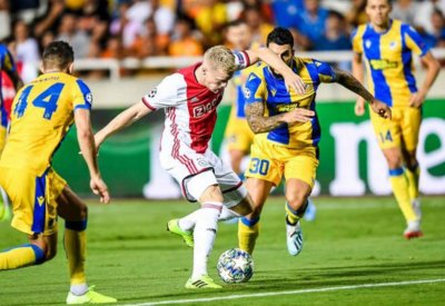 أياكس بحاجة إلى الفوز على أبويل لبلوغ دوري الأبطال