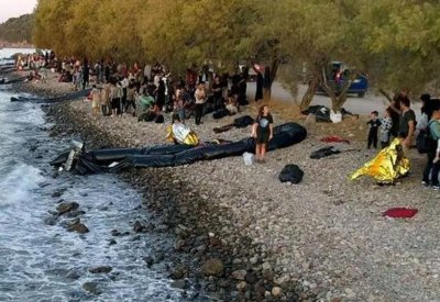 540 مهاجراً وصلوا من تركيا لليونان.. وأثينا تستدعي سفير أنقرة