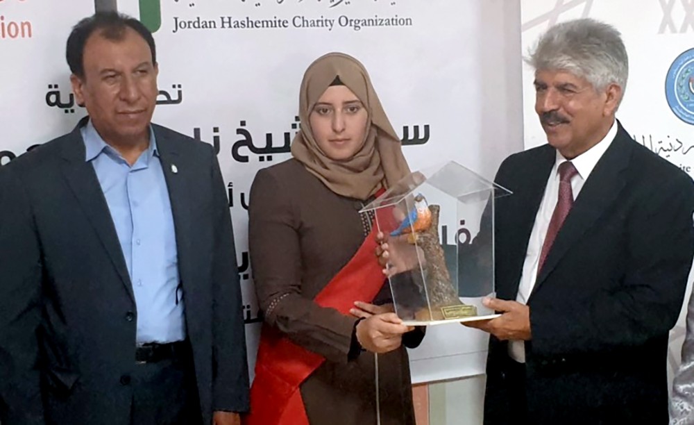 الخيرية الملكية تكرم المتفوقين بمدرسة البحرين للاجئين السوريين بالأردن