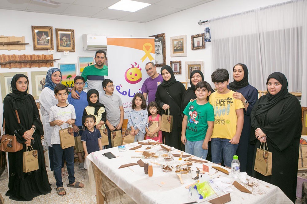 الأطفال ابطال مبادرة "ابتسامة" يزورون مركز تنمية الصناعات الحرفية