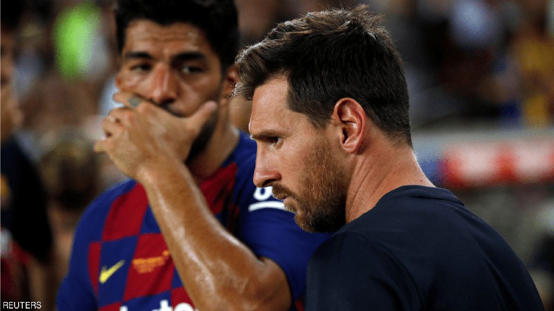  سواريز يقود برشلونة لفوز قاتل على المدفعجية