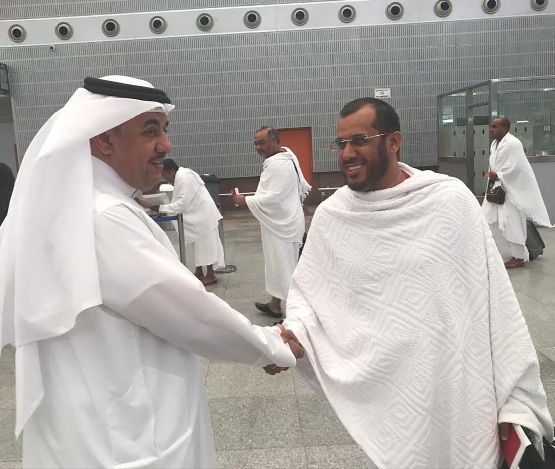 القنصلية البحرينية في جدة تستقبل أول فوج من الحجاج القادمين جواً لمكة المكرمة