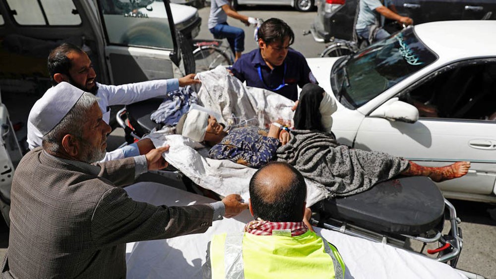 14 قتيلاً بانفجار هز كابول.. وطالبان تتبنى