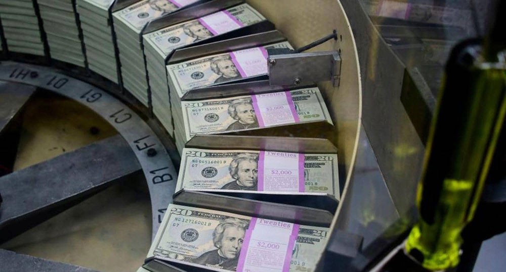 الدولار يتراجع بفعل "البيانات الصينية"