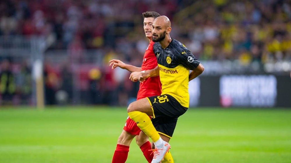 دورتموند يعير مدافعه توبراك إلى بريمن