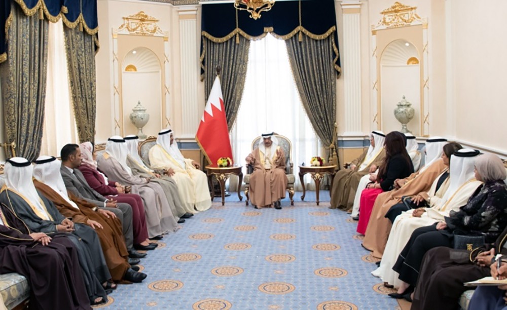 سمو رئيس الوزراء يستقبل عددا من أعضاء مجلس النواب