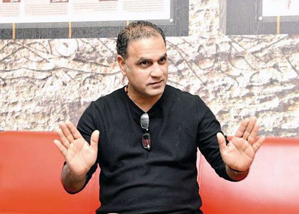القفاص يستعد لـ" ضلع مكسور"