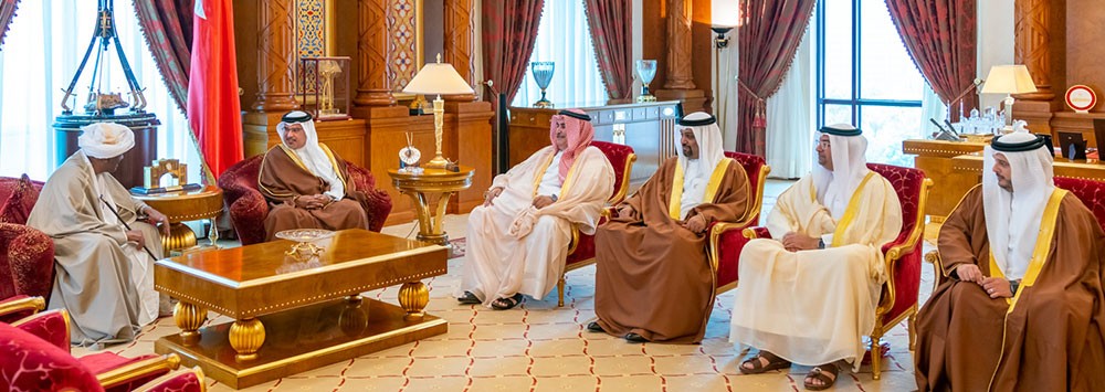 سمو ولي العهد يعرب عن تمنياته للسودان وشعبها الشقيق دوام التقدم والاستقرار