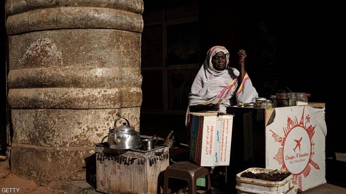  بائعات القهوة بالسودان.. أحلام على رصيف الانتظار