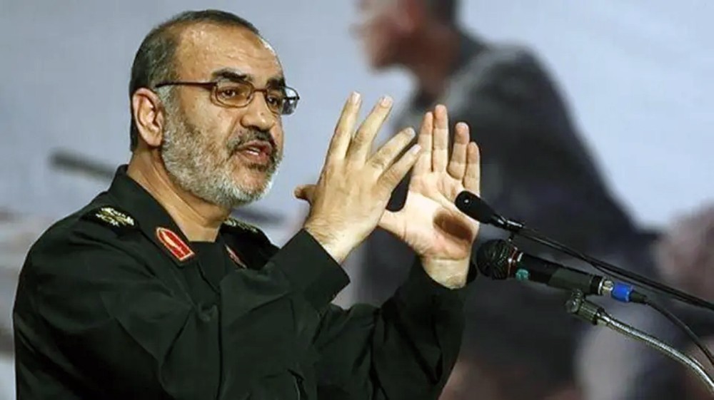 الحرس الثوري: إيران اختبرت صاروخاً جديداً