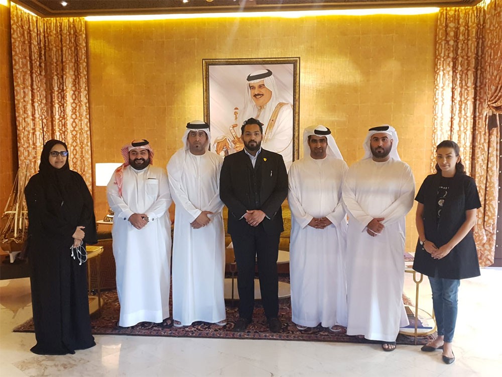 الرئيس التنفيذي ل KHK SPORTS يبحث مع وفد إماراتي سبل دعم العلاقات