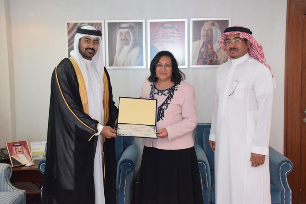 وزيرة الصحة تستقبل مدير مكتب المنظمة العالمية لحماية الطفل في البحرين INOCPT