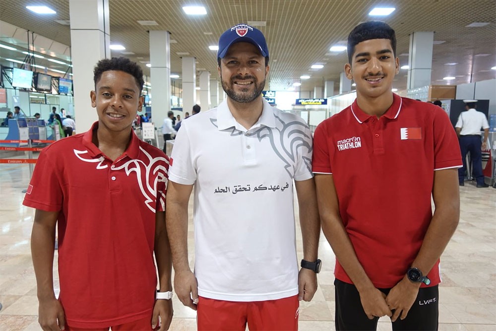 منتخب الترايثلون يغادر إلى لوزان للمشاركة في بطولة العالم
