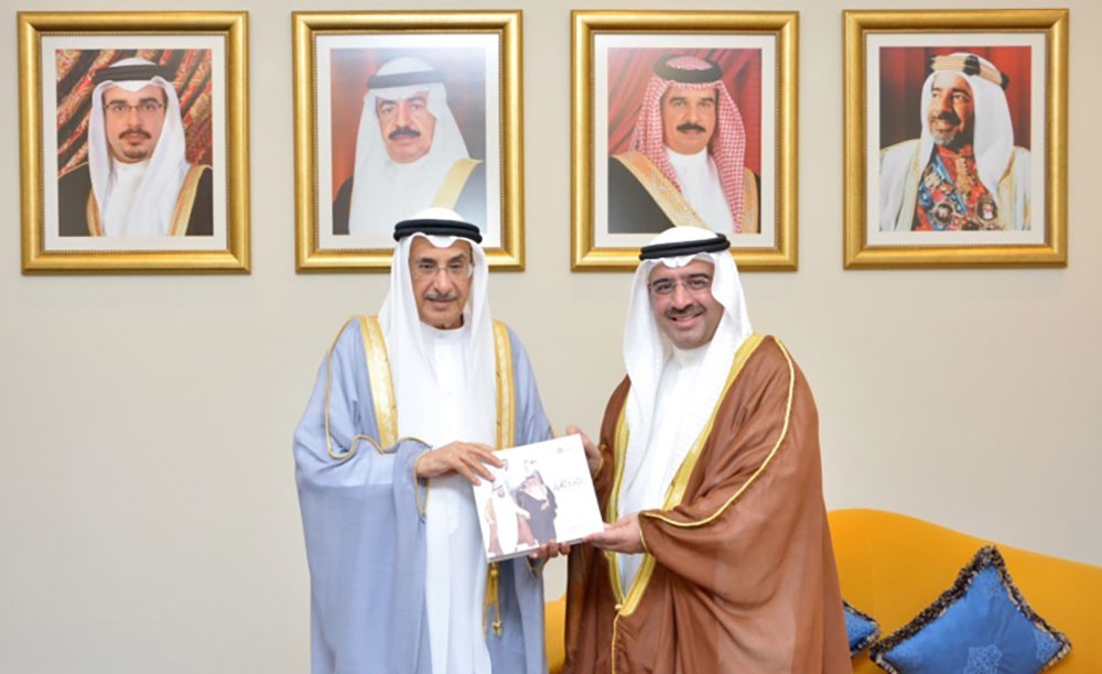 خالد بن عبد الله ينوه بأهمية التوثيق والبحث العلمي ودورها في تقدم المجتمع