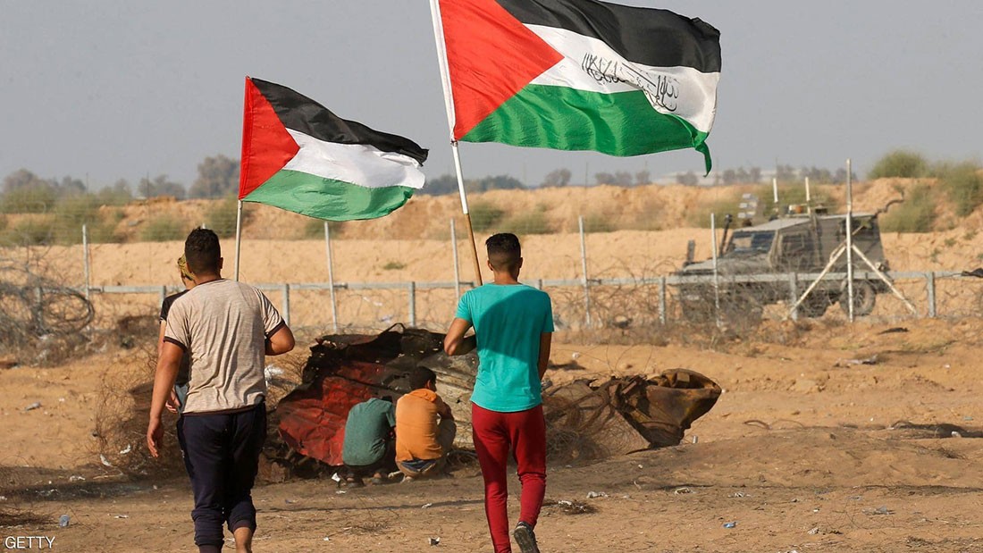  غارة إسرائيلية على موقع لحماس بغزة بعد إطلاق قذيفة فلسطينية 