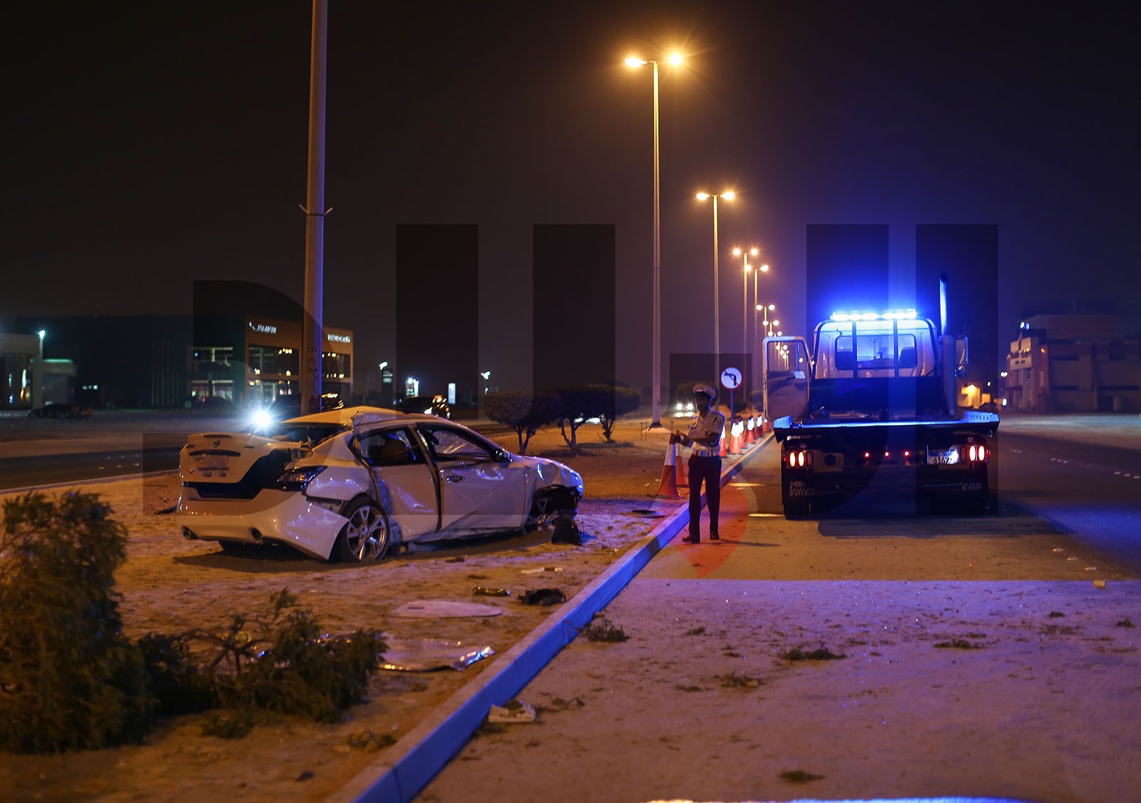 إصابات بليغة لشاب بحريني بحادث مروري على شارع الشيخ جابر الصباح