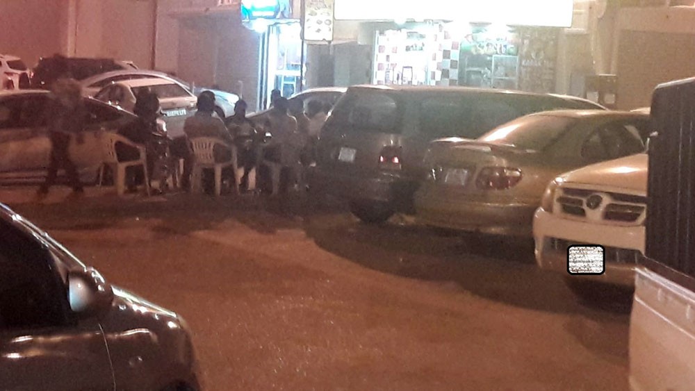 بلدية "الجنوبية" تقوم بحملة على المقاهي المخالفة لقانون إشغال الطريق العام