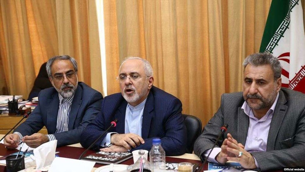 نائب إيراني متنفذ: يجب رفض وساطة ماكرون مع ترمب