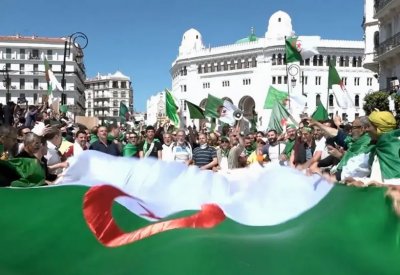 الجزائر.. الوساطة تعد مشروع قانون لتنظيم الانتخابات