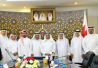 رئيس الأوقاف الجعفرية: نثمن توجيهات القيادة الحكيمة بتوفير كل الخدمات والتسهيلات لإنجاح موسم عاشوراء